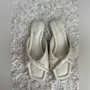 White Slippers size 6